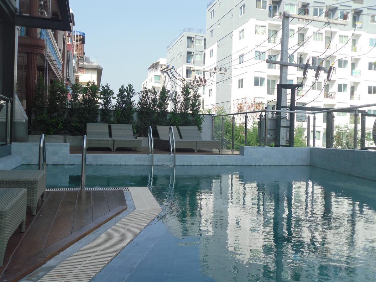 Hotel Sea Crest By Jomtien Extérieur photo